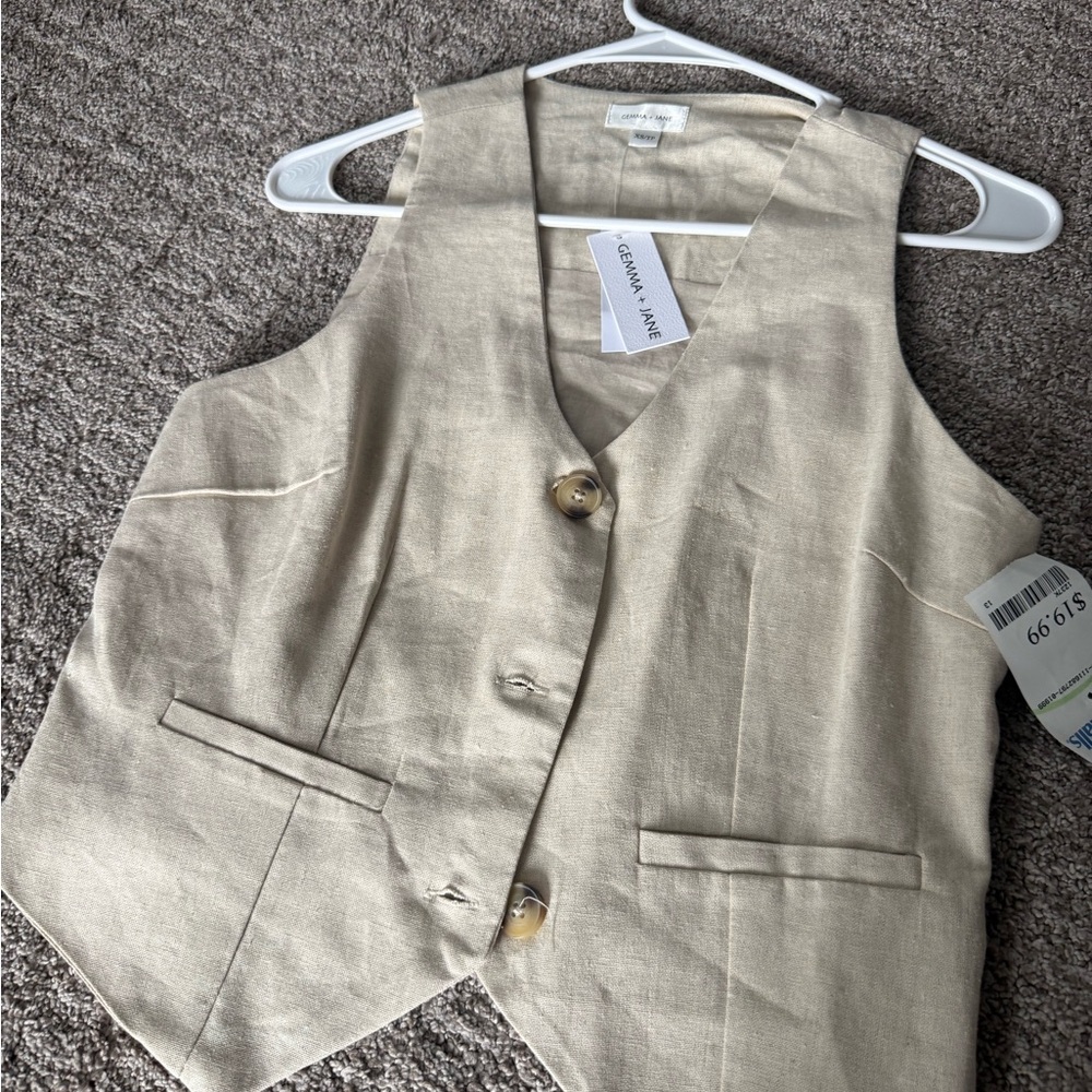 Cream Linen Vest with Button Closure